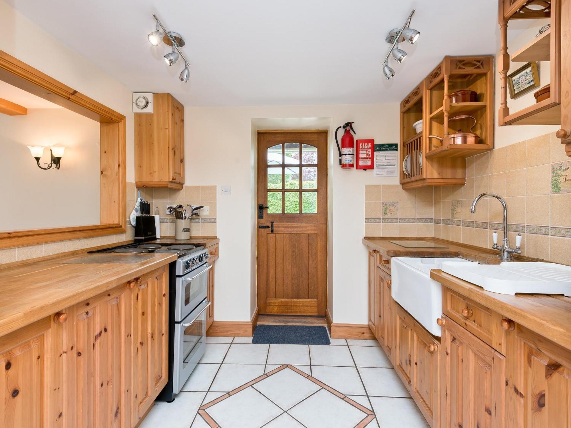 Coach House Villa Уеърхам Екстериор снимка